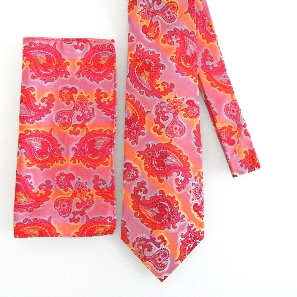 Socrates (NWOT) Men's Silk Tie & Pocket Square Set